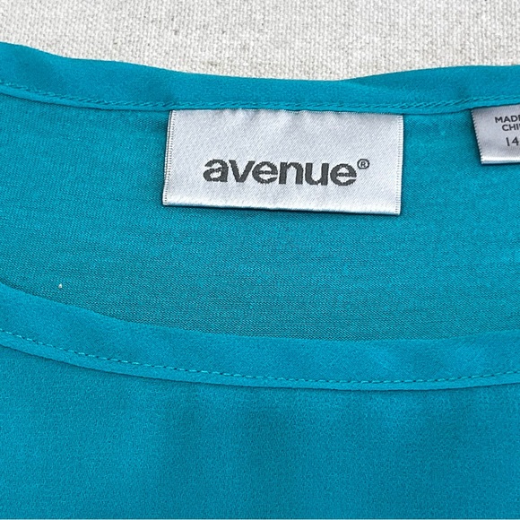 Avenue Turquoise Sleeveless Women's Top - Size 14/16 - Picture 10 of 14